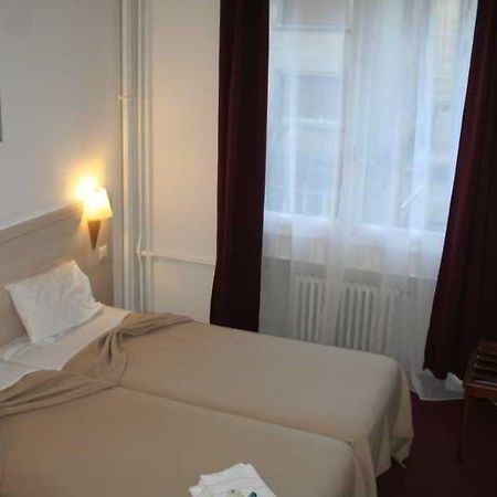 Hotel Vieille Tour Rouen Ngoại thất bức ảnh