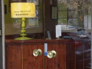 Hotel Vieille Tour Rouen Ngoại thất bức ảnh