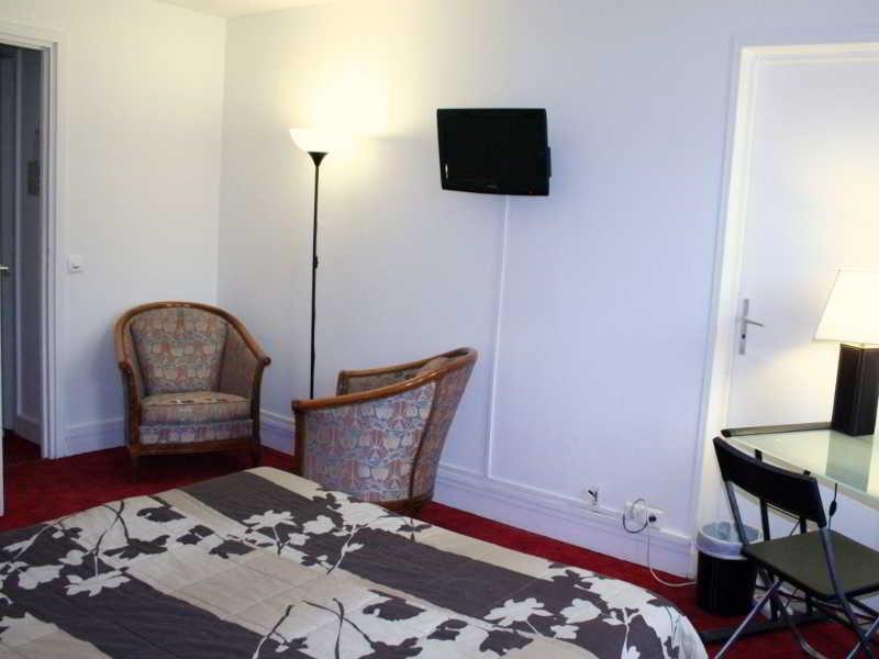 Hotel Vieille Tour Rouen Ngoại thất bức ảnh